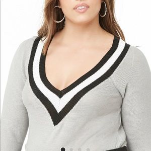 Forever 21 plus sweater NWT in plastic package